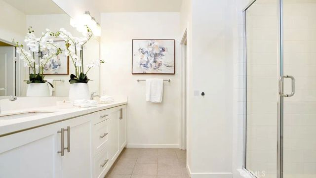 743 Beacon, Irvine, CA 92618