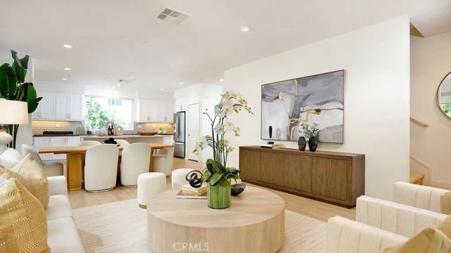 743 Beacon, Irvine, CA 92618