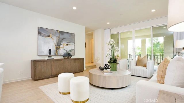 743 Beacon, Irvine, CA 92618