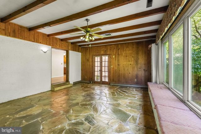 3130 CHICHESTER LN, Fairfax, VA 22031
