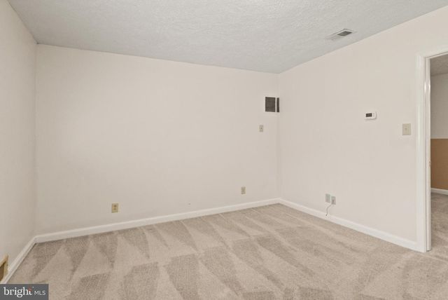 3130 CHICHESTER LN, Fairfax, VA 22031