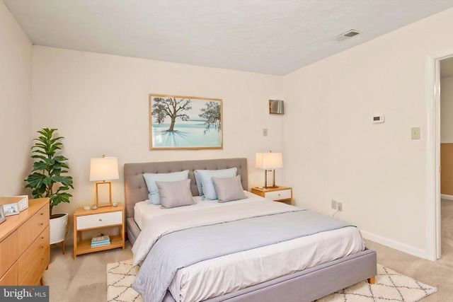 3130 CHICHESTER LN, Fairfax, VA 22031