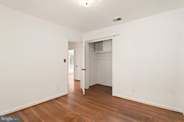 3130 CHICHESTER LN, Fairfax, VA 22031
