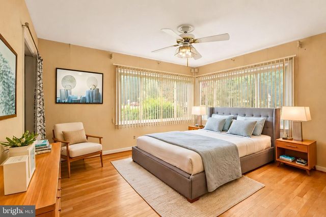 3130 CHICHESTER LN, Fairfax, VA 22031