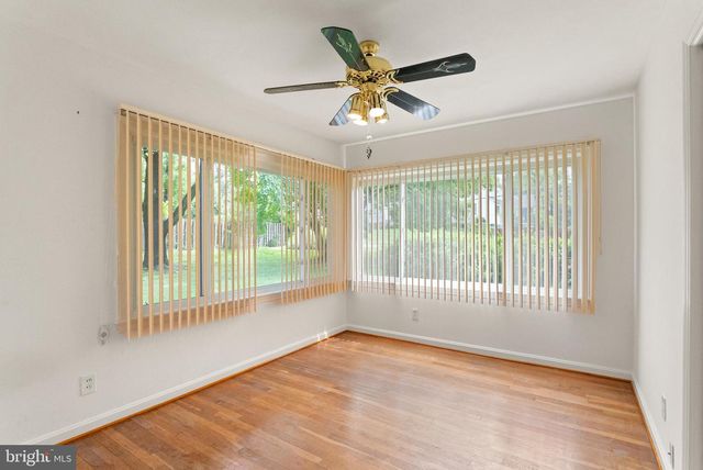 3130 CHICHESTER LN, Fairfax, VA 22031