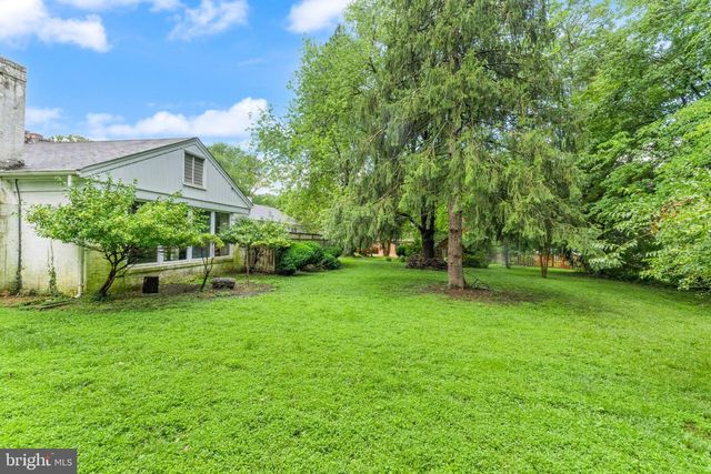 3130 CHICHESTER LN, Fairfax, VA 22031