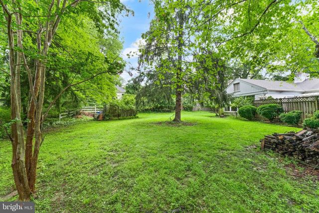 3130 CHICHESTER LN, Fairfax, VA 22031
