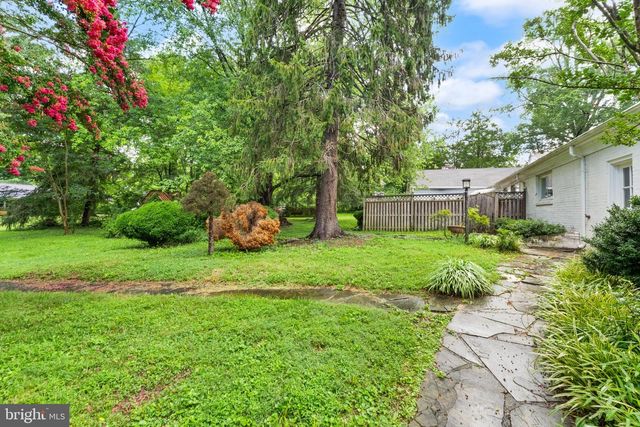 3130 CHICHESTER LN, Fairfax, VA 22031