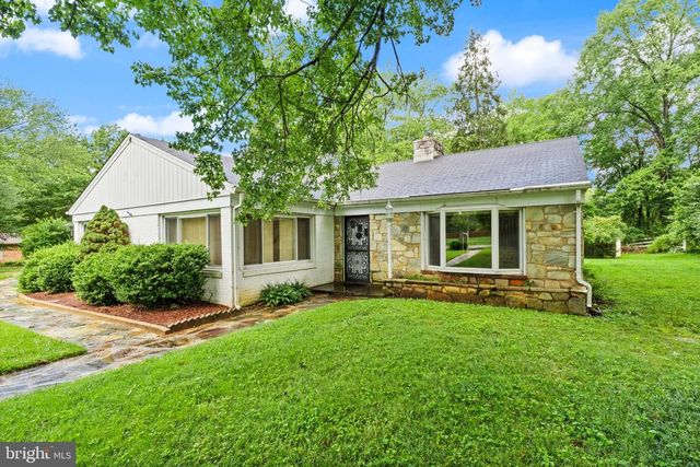3130 CHICHESTER LN, Fairfax, VA 22031