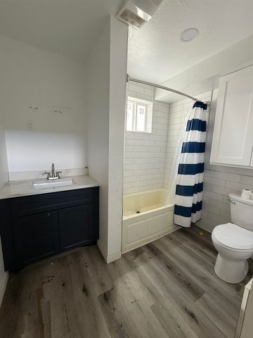 315 W Knox Ave, Spokane, WA 99205