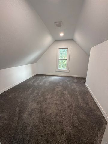 315 W Knox Ave, Spokane, WA 99205