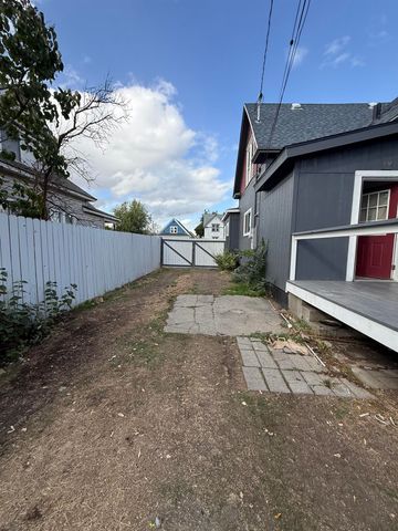 315 W Knox Ave, Spokane, WA 99205