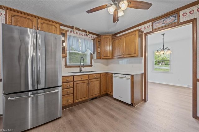 154 Applegate Road, Kernersville, NC 27284