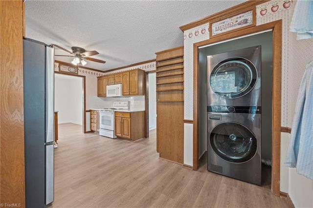 154 Applegate Road, Kernersville, NC 27284