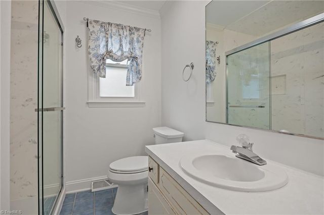154 Applegate Road, Kernersville, NC 27284