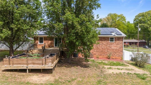154 Applegate Road, Kernersville, NC 27284