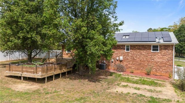 154 Applegate Road, Kernersville, NC 27284