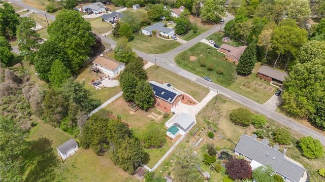 154 Applegate Road, Kernersville, NC 27284