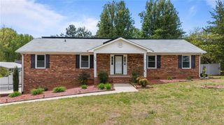 154 Applegate Road, Kernersville, NC 27284