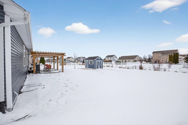 2201 N Ryan Court, Bay City, MI 48706