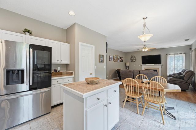 8918 Magennis Grove Court, Charlotte, NC 28216