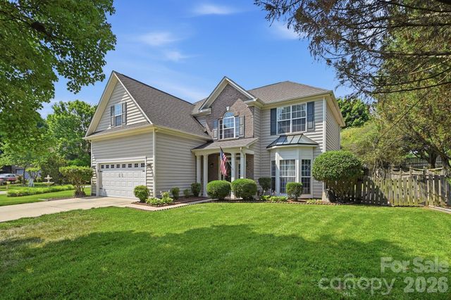 8918 Magennis Grove Court, Charlotte, NC 28216