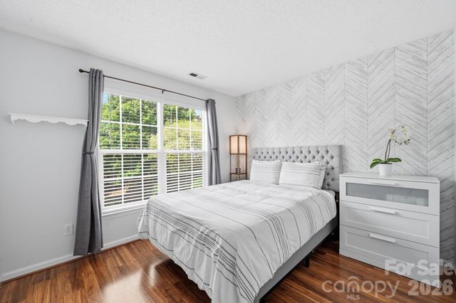 8918 Magennis Grove Court, Charlotte, NC 28216