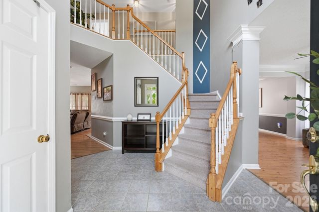 8918 Magennis Grove Court, Charlotte, NC 28216