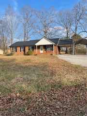 9 Silverton Dr, Summertown, TN 38483