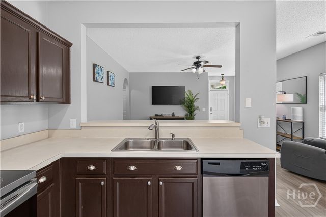 353 Ivey Street, Richmond Hill, GA 31324