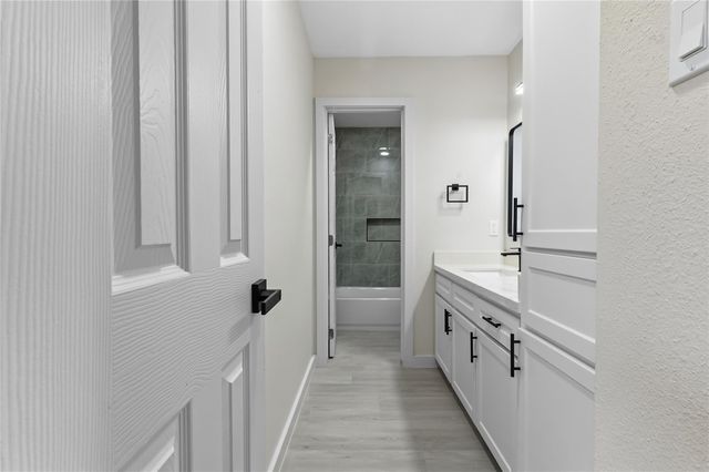 13414 Ravensway Drive, Cypress, TX 77429