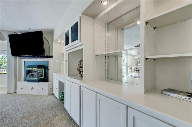 11131 Lakeshore North, Auburn, CA 95602