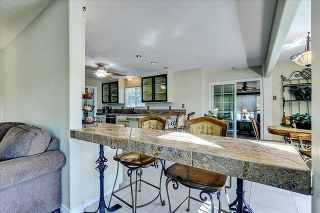 11131 Lakeshore North, Auburn, CA 95602