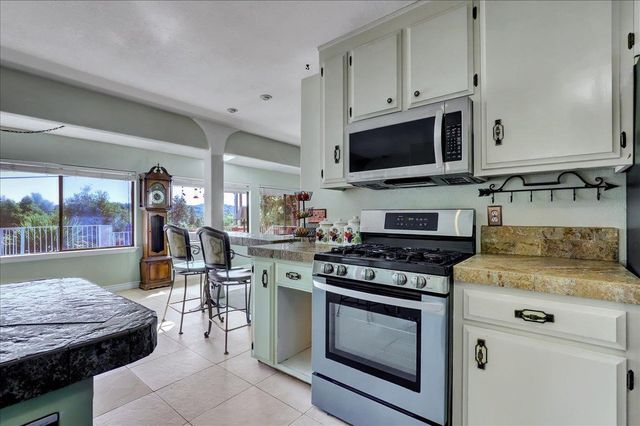 11131 Lakeshore North, Auburn, CA 95602