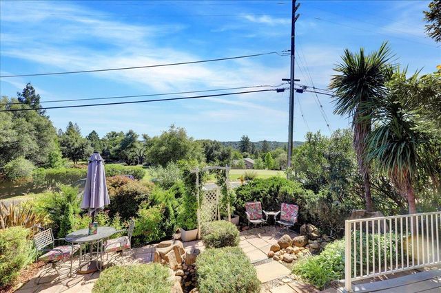 11131 Lakeshore North, Auburn, CA 95602