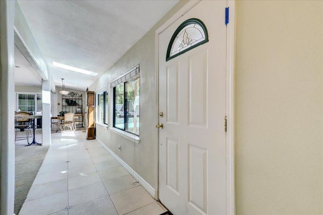 11131 Lakeshore North, Auburn, CA 95602