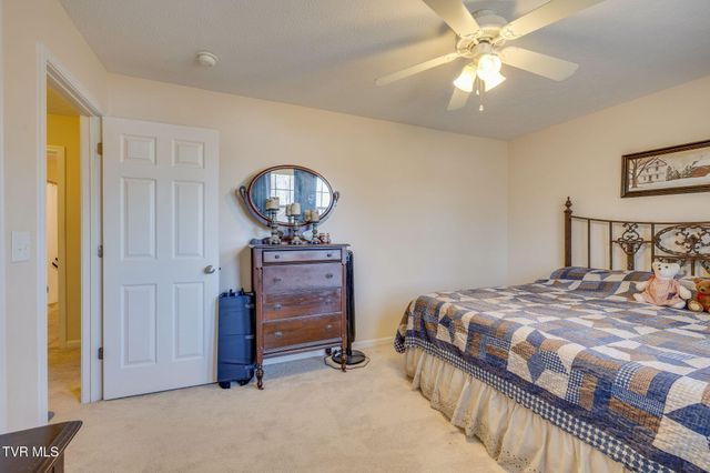 516 Plymouth Road D, Johnson City, TN 37604