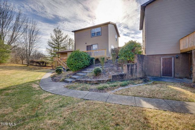 516 Plymouth Road D, Johnson City, TN 37604