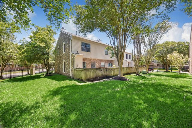 2930 Grants Lake Boulevard 2104, Sugar Land, TX 77479