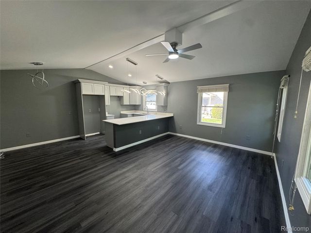 41912 King Edward Court, Clinton Charter Township, MI 48038