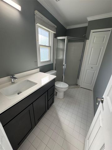 41912 King Edward Court, Clinton Charter Township, MI 48038