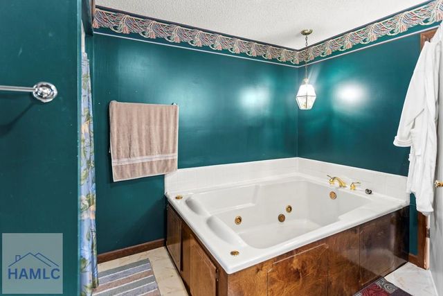 195 Mollie Bowen Lane, Cobbtown, GA 30420