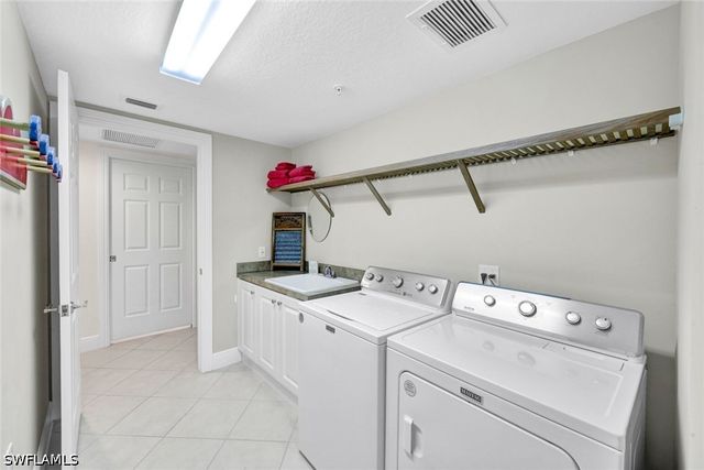 9038 Cascada WAY 102, Naples, FL 34114