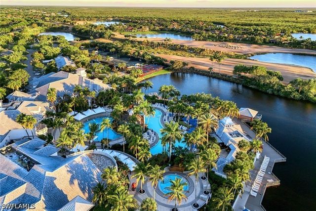 9038 Cascada WAY 102, Naples, FL 34114