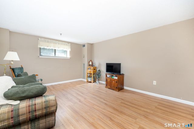 55 Putter Drive 55, Wallingford, CT 06492