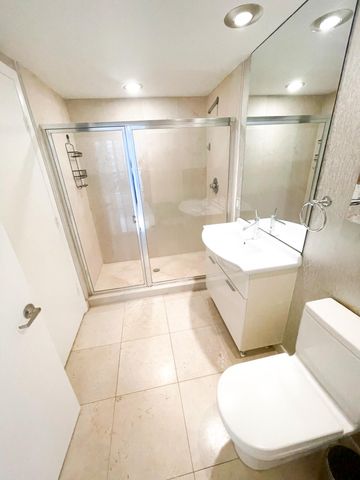 495 Brickell 2611, Miami, FL 33131