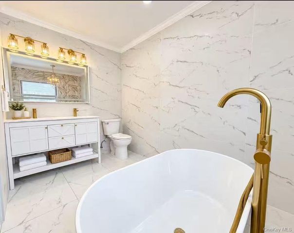 14 Arcadia Drive, Dix Hills, NY 11746
