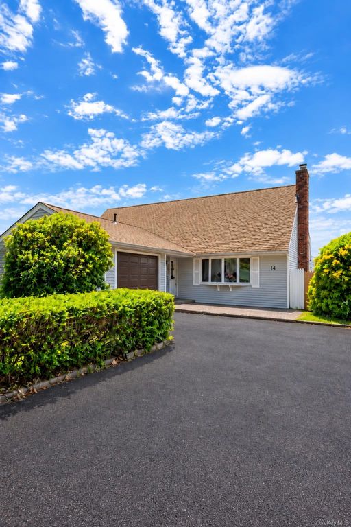 14 Arcadia Drive, Dix Hills, NY 11746 — exterior