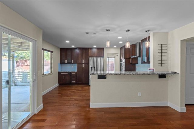 8148 Orchid Tree Way, Antelope, CA 95843