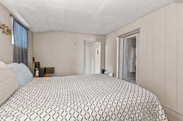 425 Autumn Lane, Gatlinburg, TN 37738